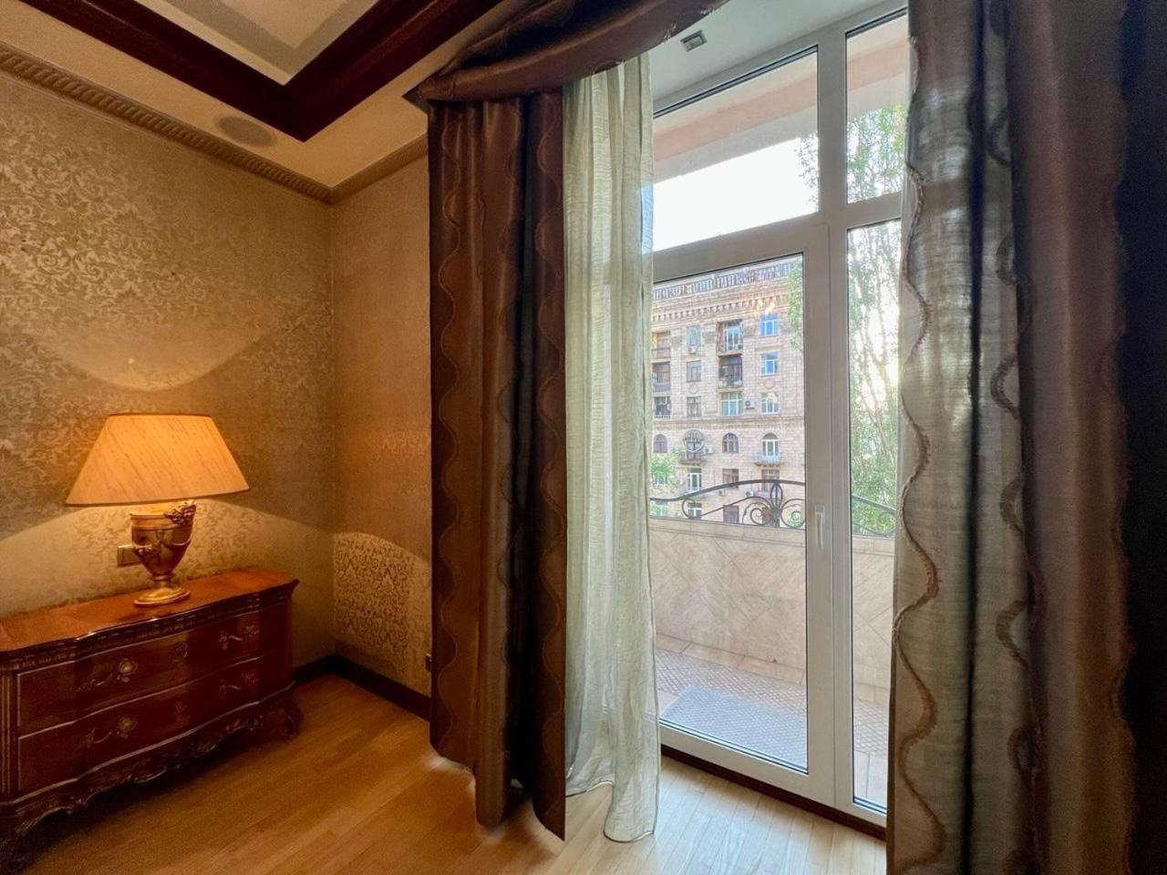 Apartments Rentals Ukraine On Kreshchatik Kyjev Exteriér fotografie